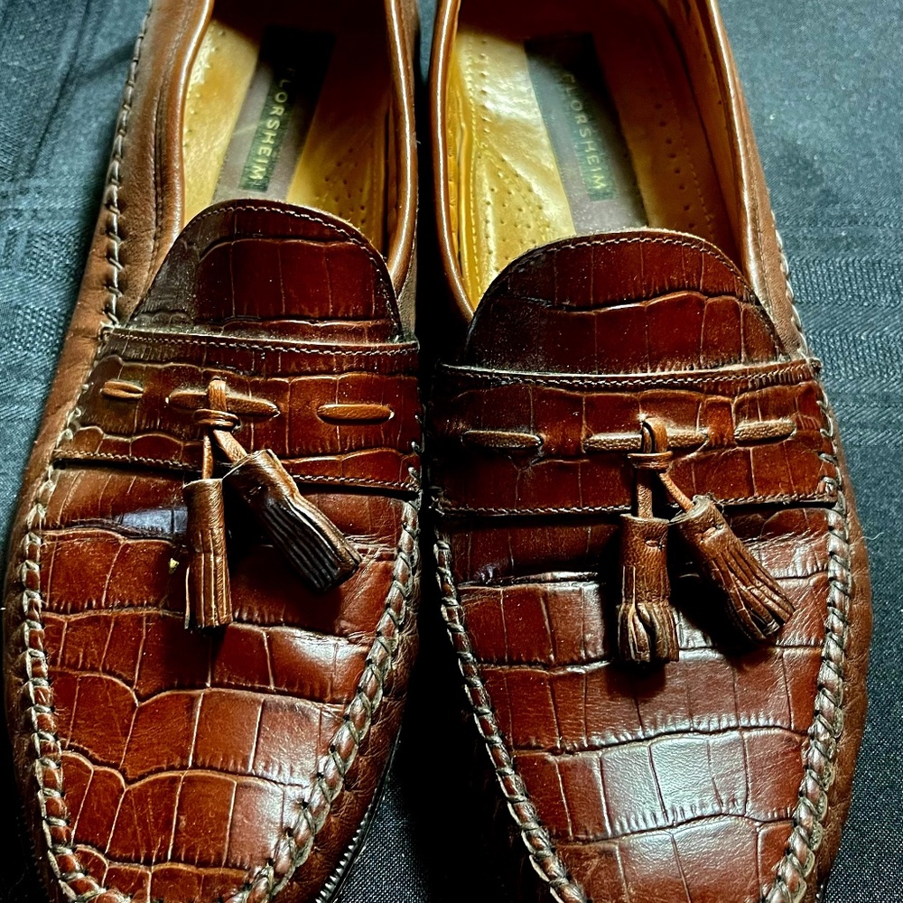 Fabulous Florsheim Men's Pre owned Tassel Loafers in Size 11